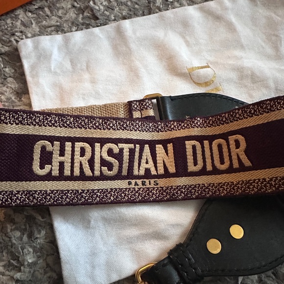 Authentic Christian Dior Burgundy Oblique Bag Strap - Picture 5 of 13